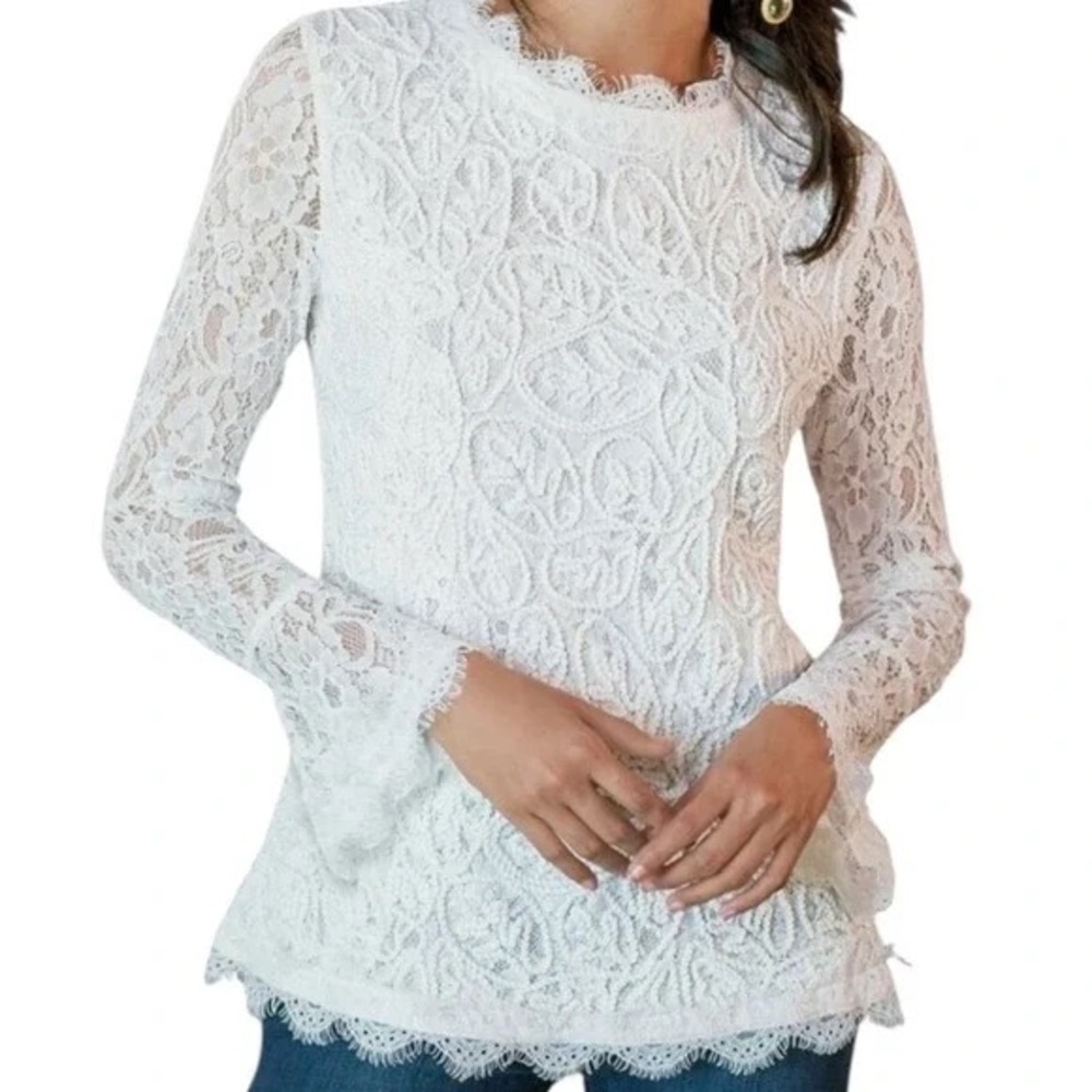 Soft Surroundings Lilith Lace Long Bell Sleeve Zip Back Blouse  
Size Small